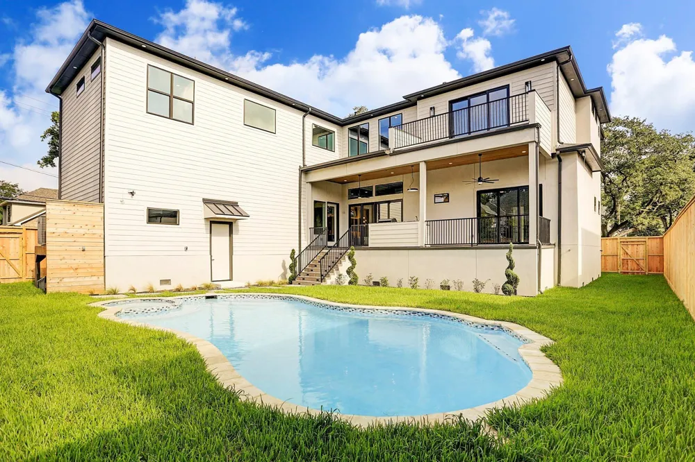 4951 Valkeith Drive Houston, TX 77096
