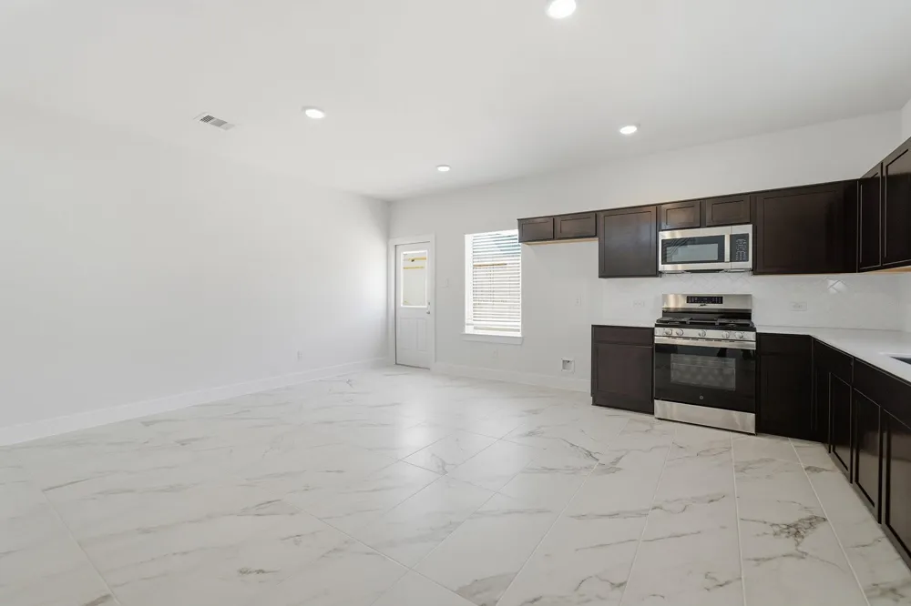 10843 Piston Court Conroe, TX 77303