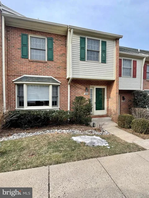 503 BRIGHTON CIRCLE #5C