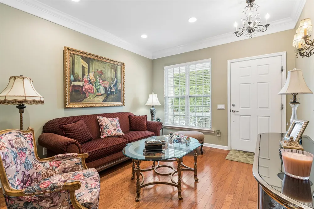 178 Southampton Drive Massapequa, NY 11758