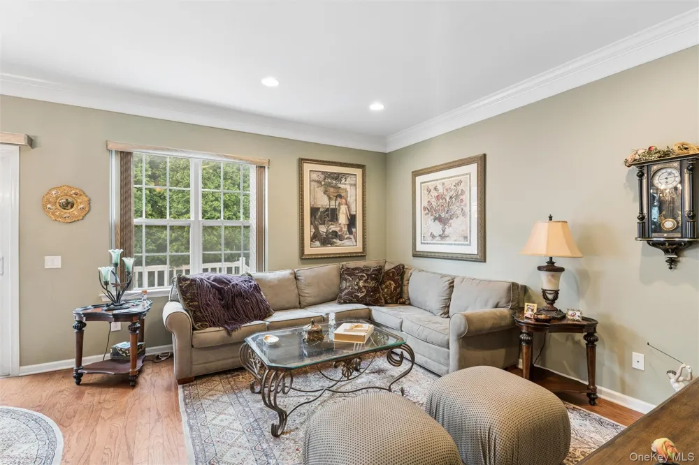 178 Southampton Drive Massapequa, NY 11758