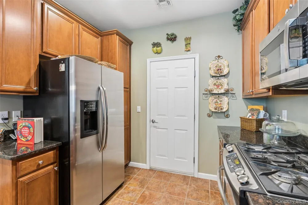 178 Southampton Drive Massapequa, NY 11758