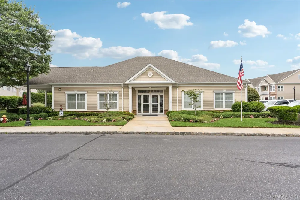 178 Southampton Drive Massapequa, NY 11758