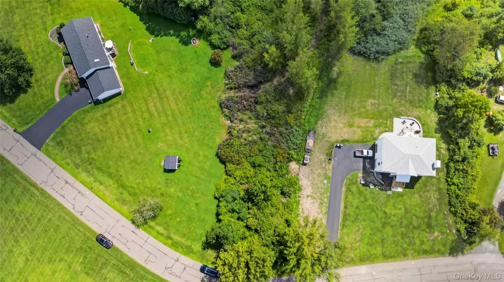3 Bills Lane Marlboro, NY 12547