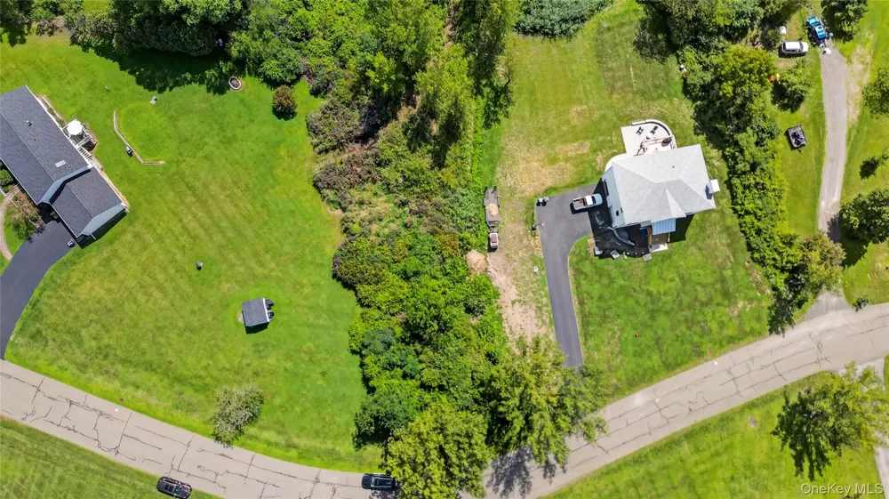 3 Bills Lane Marlboro, NY 12547