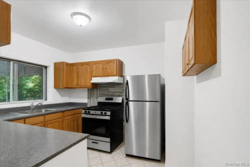 308 W 234th Street Bronx, NY 10463