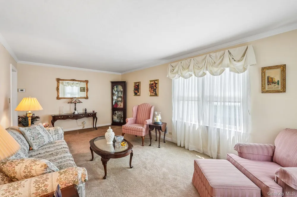 105 Hildreth Place Yonkers, NY 10704