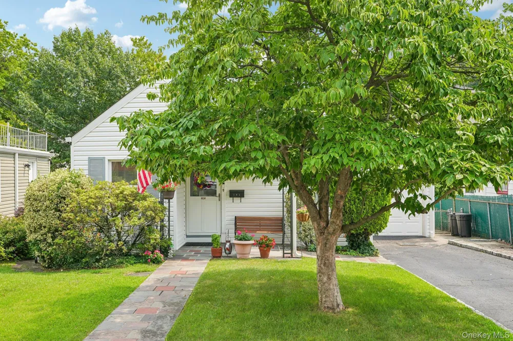 105 Hildreth Place Yonkers, NY 10704