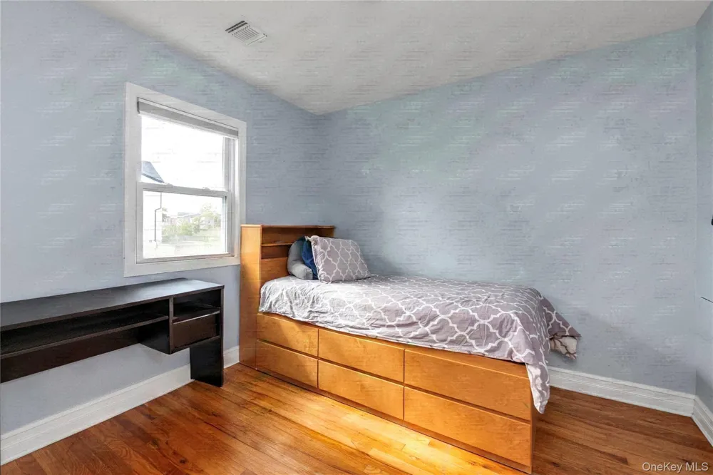 647 Jarvis Avenue Far Rockaway, NY 11691