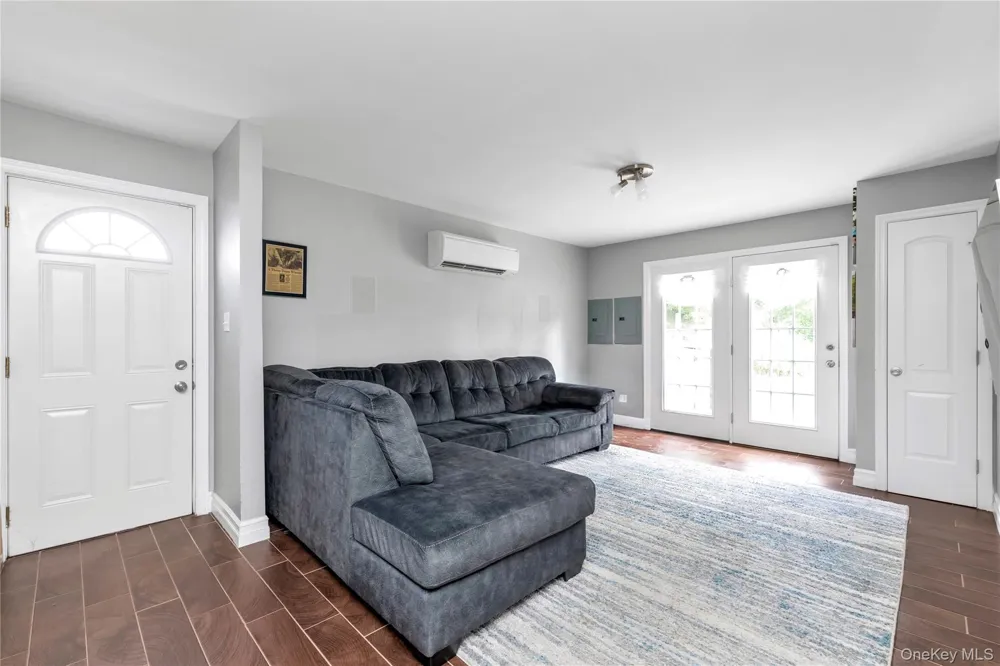 647 Jarvis Avenue Far Rockaway, NY 11691