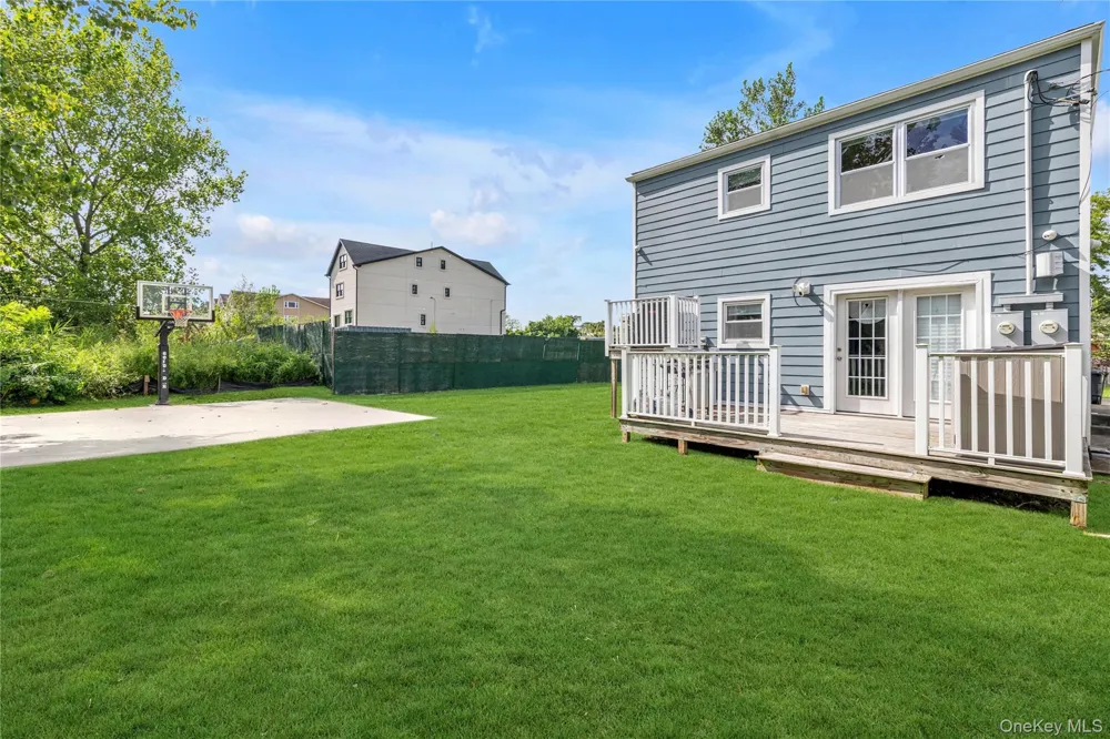 647 Jarvis Avenue Far Rockaway, NY 11691