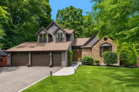 11 Coach Hill Drive Danbury, CT