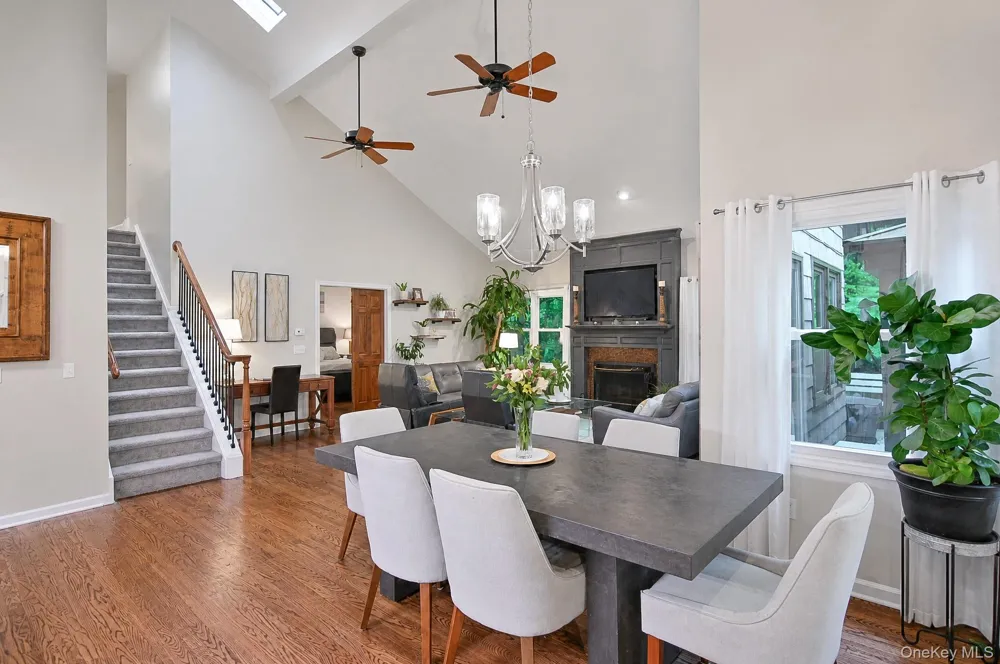 11 Coach Hill Drive Danbury, CT Call Listing Agent, CT 06811