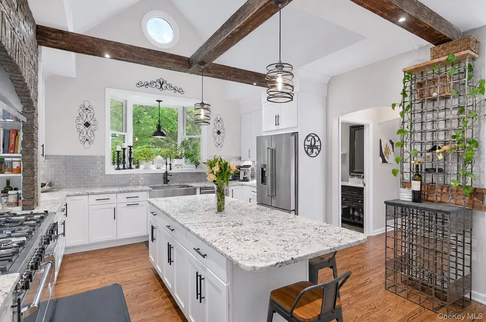 11 Coach Hill Drive Danbury, CT Call Listing Agent, CT 06811