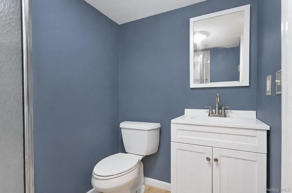 11 Coach Hill Drive Danbury, CT Call Listing Agent, CT 06811