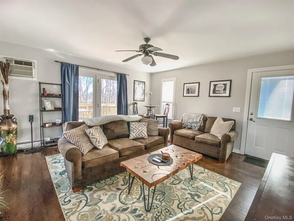 14500 Main Road Mattituck, NY 11952