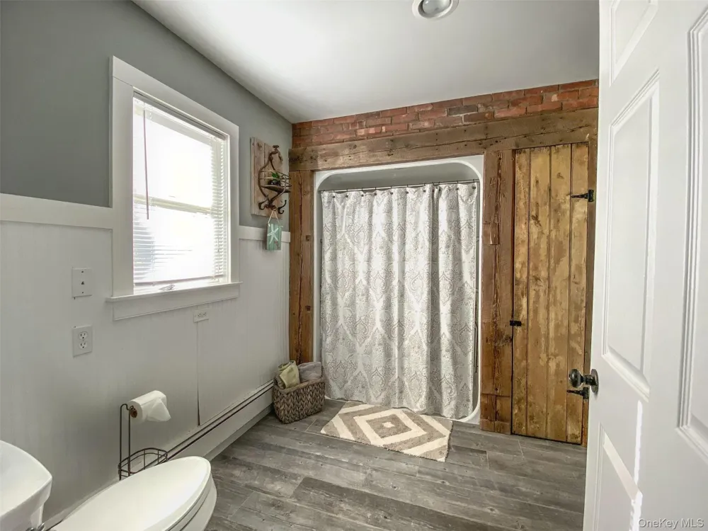 14500 Main Road Mattituck, NY 11952