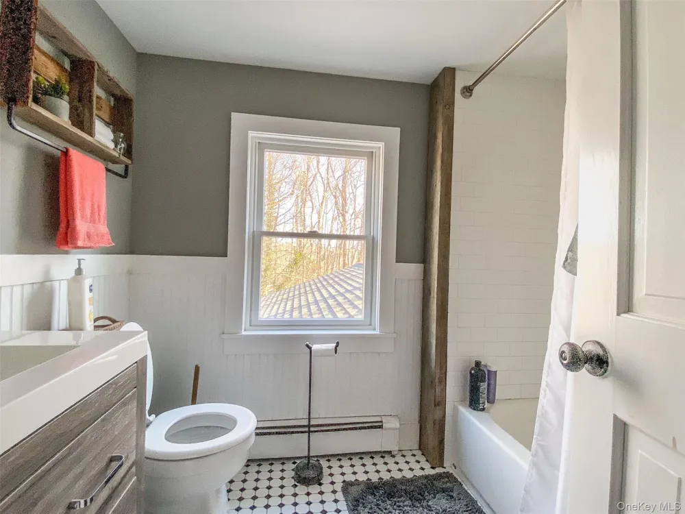 14500 Main Road Mattituck, NY 11952