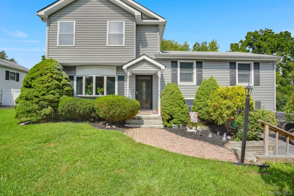 8 Hampton Road Poughkeepsie, NY 12603