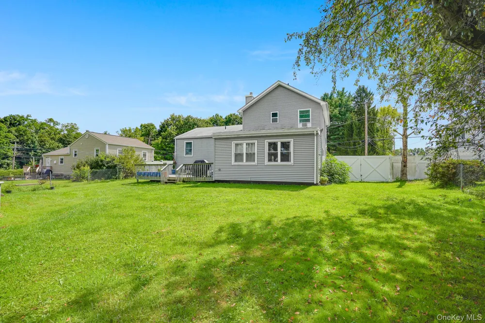 8 Hampton Road Poughkeepsie, NY 12603