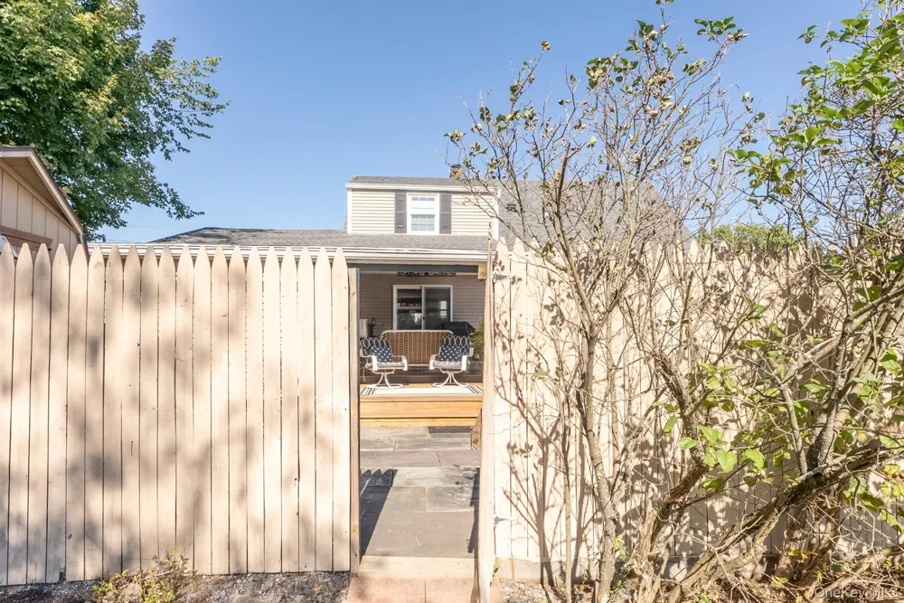 10 Lipton Street Kingston, NY 12401
