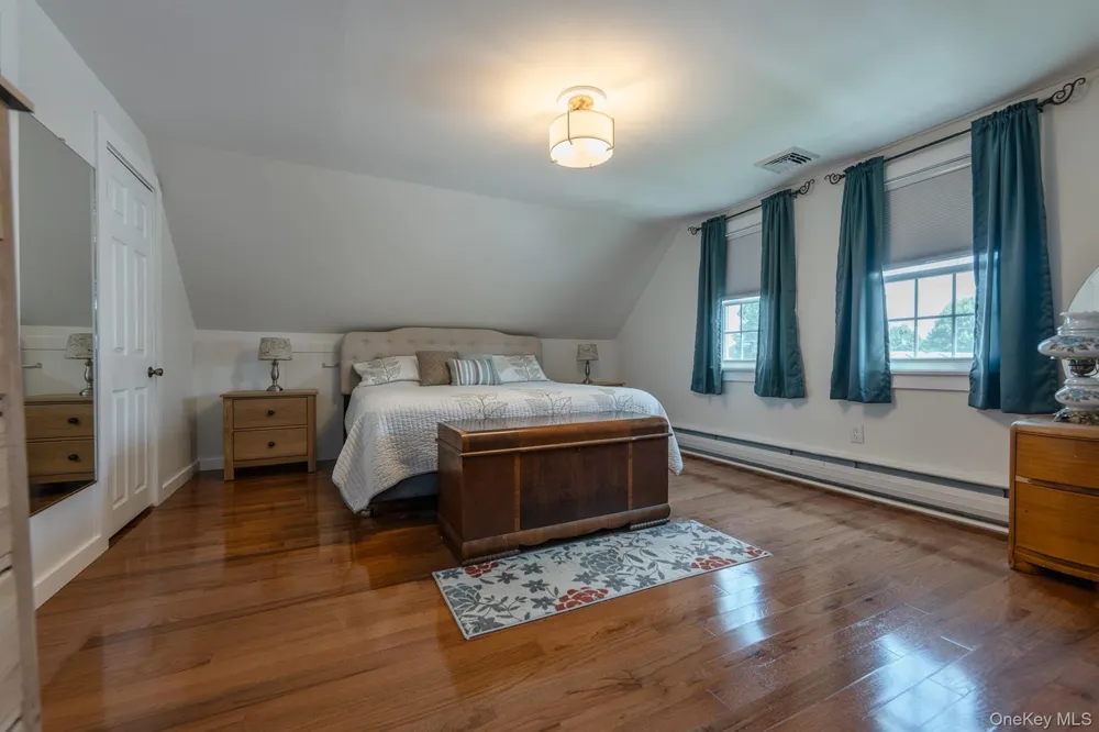 10 Lipton Street Kingston, NY 12401