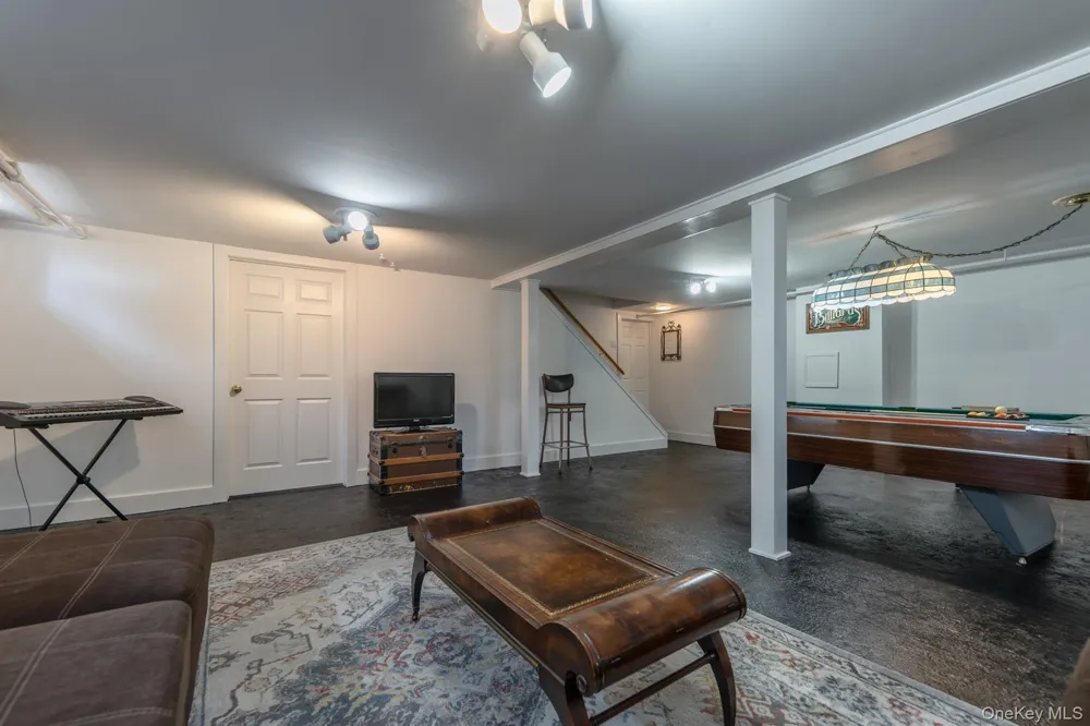 10 Lipton Street Kingston, NY 12401