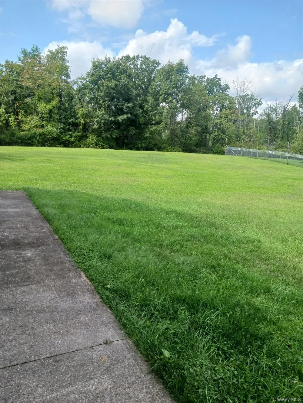 36 Greentree Lane Milton, NY 12547