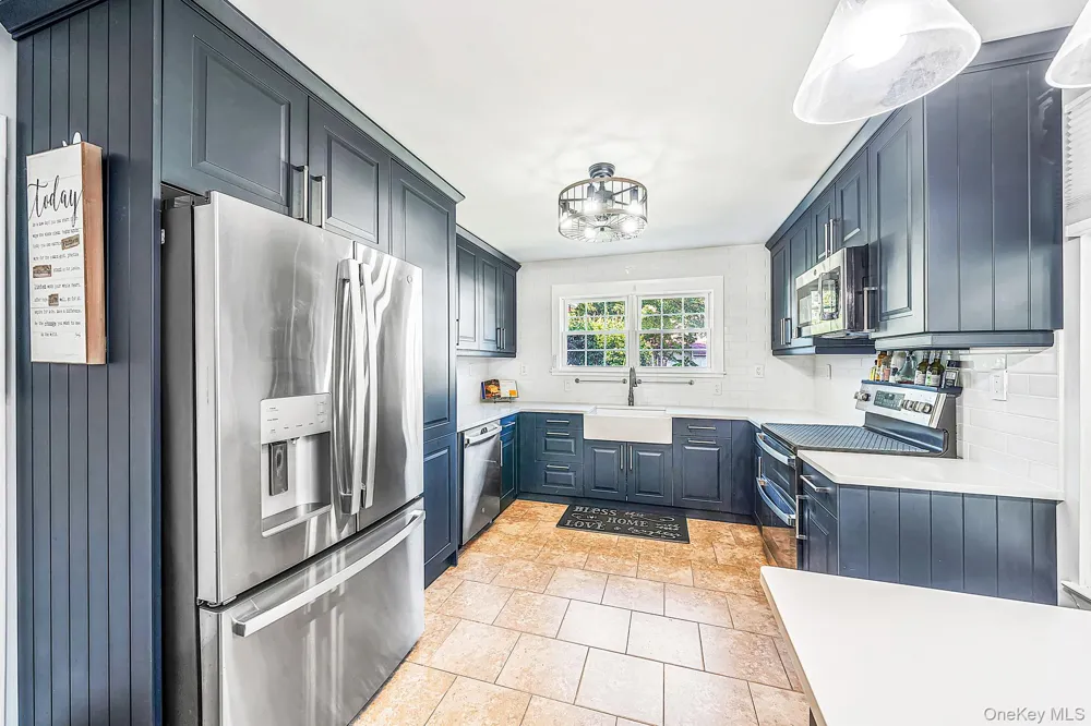 4 Balmoral Court Middle Island, NY 11953