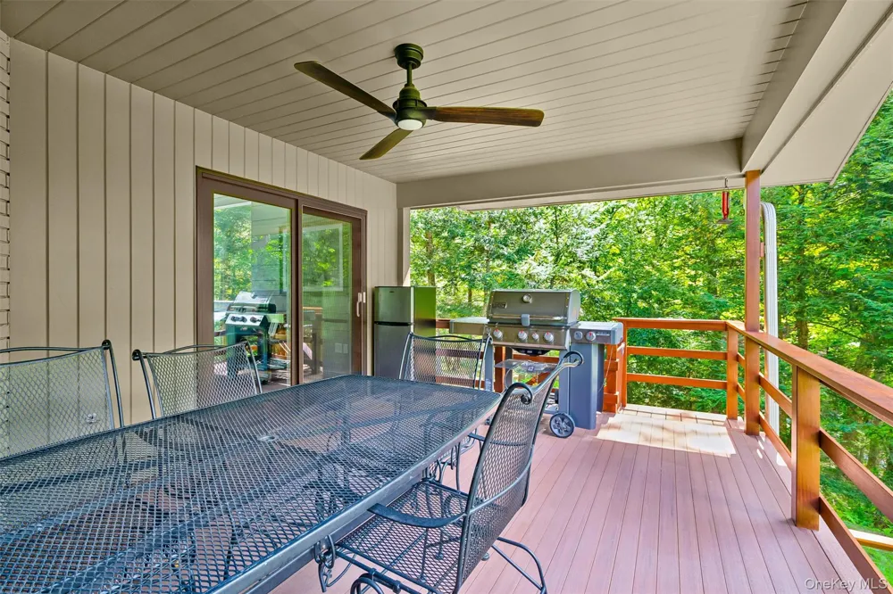 401 Chestnut Ridge Road Bedford Corners, NY 10549