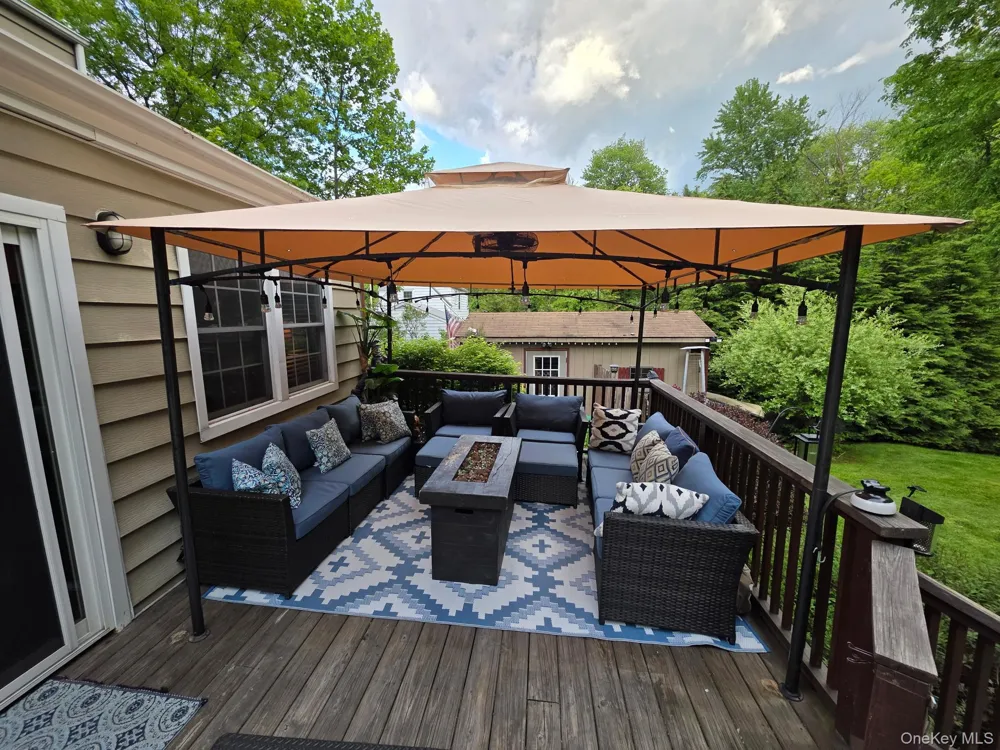 468 W Clarkstown Road New City, NY 10956