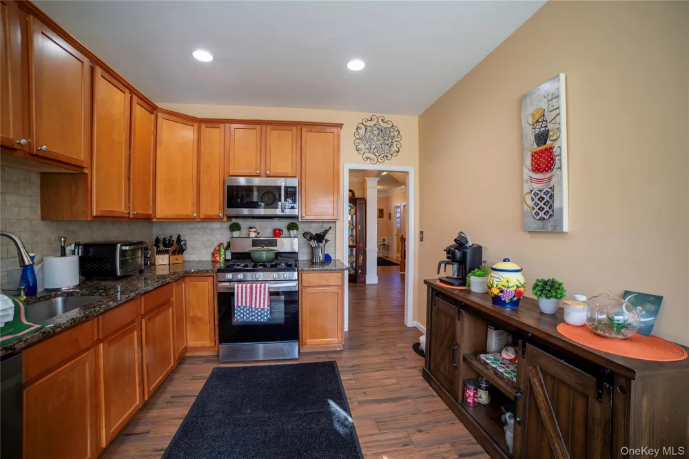 10 Bainbridge Place #704 Newburgh, NY 12550