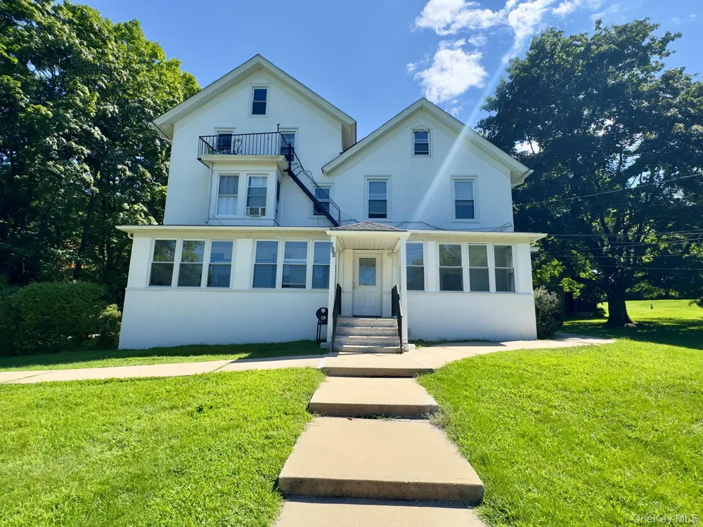 130 Mahopac Avenue #4 Granite Springs, NY 10527