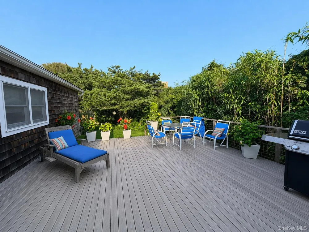 101 Greene Walk Cherry Grove, NY 11782