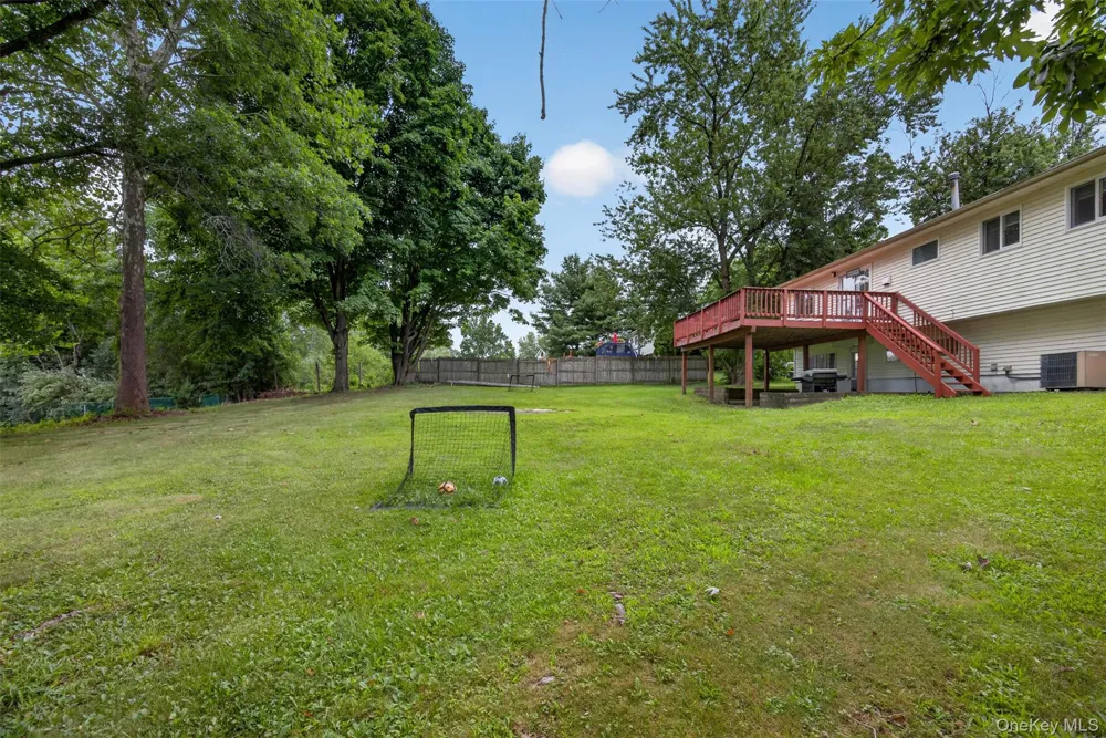 32 Surrey Road Chester, NY 10918