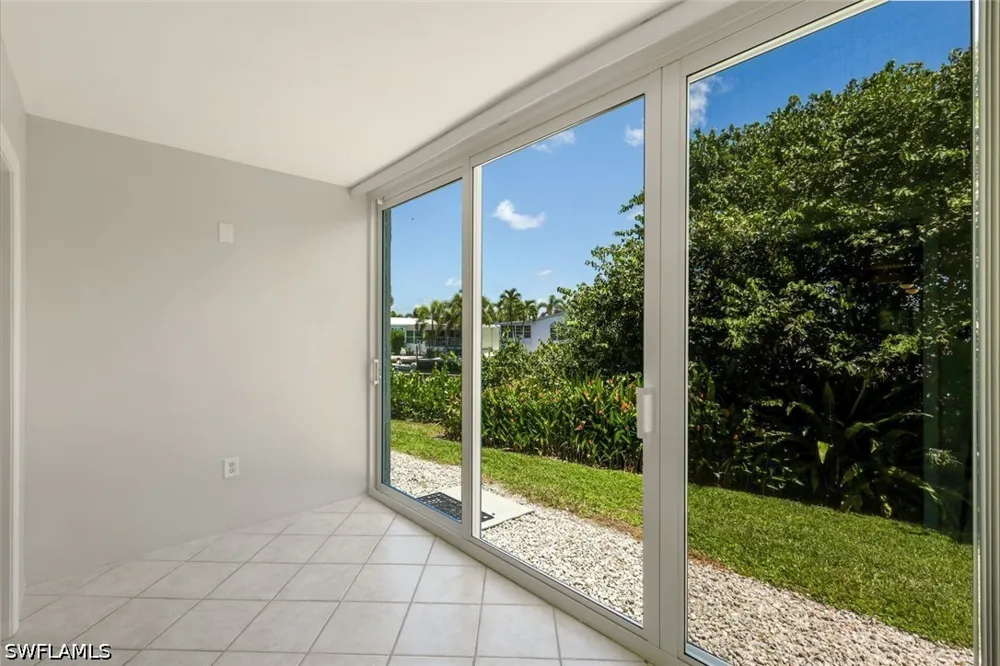 Sandpiper Bay Circle #I101 Naples, FL 34112