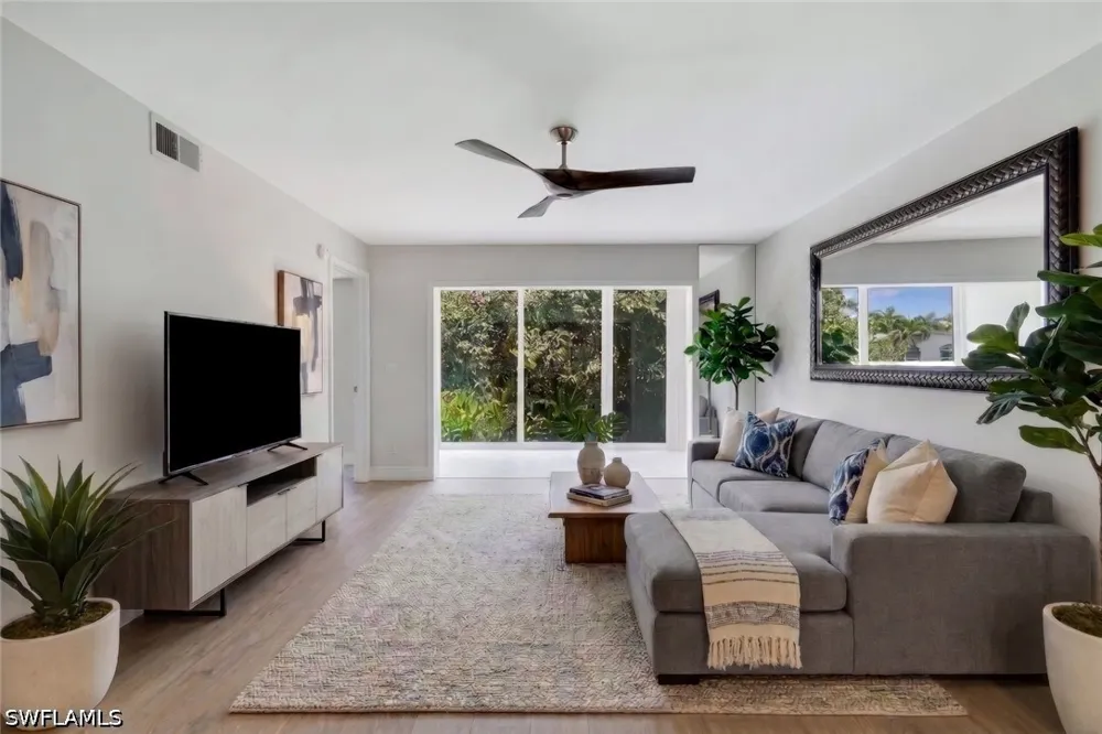 Sandpiper Bay Circle #I101 Naples, FL 34112