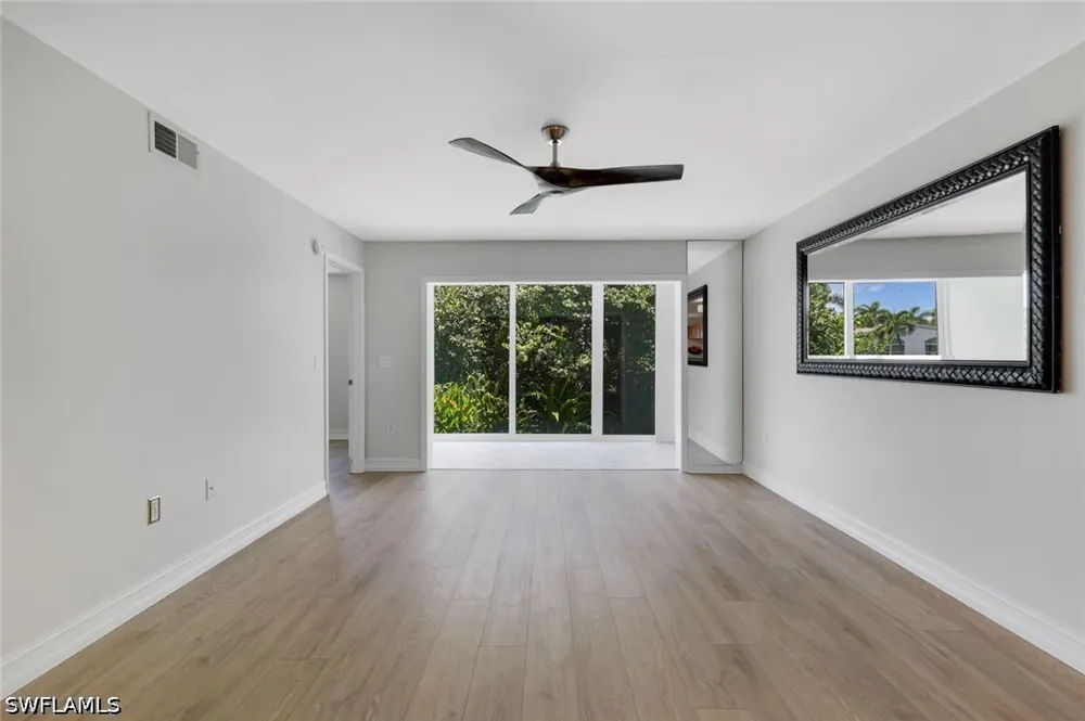 Sandpiper Bay Circle #I101 Naples, FL 34112
