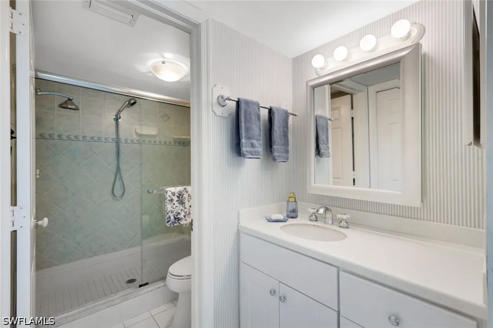 Sandpiper Bay Circle #I101 Naples, FL 34112