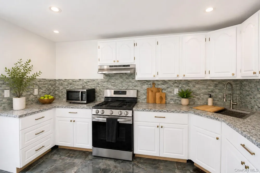 46 Quail Road Rocky Point, NY 11778