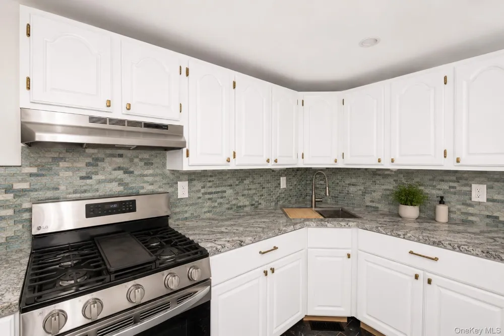46 Quail Road Rocky Point, NY 11778