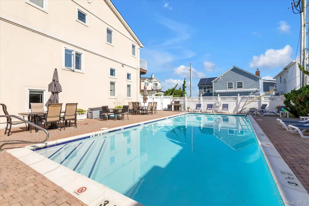 775 W Park Avenue #8 Long Beach, NY 11561