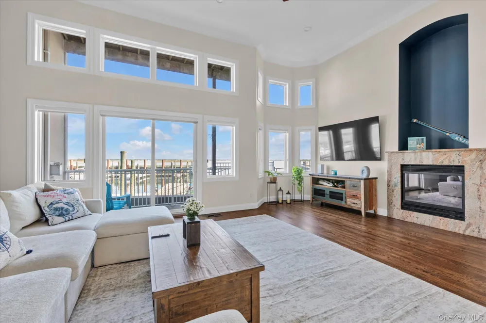 775 W Park Avenue #8 Long Beach, NY 11561
