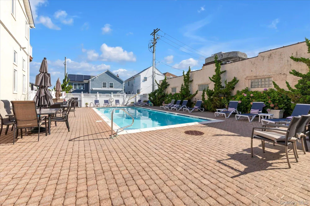 775 W Park Avenue #8 Long Beach, NY 11561