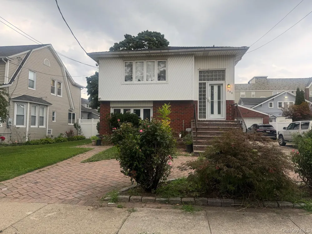 306 Hamilton Avenue #2nd Floor Hewlett, NY 11557