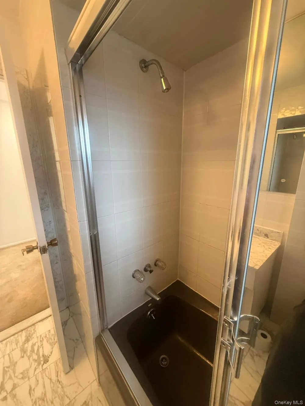 306 Hamilton Avenue #2nd Floor Hewlett, NY 11557