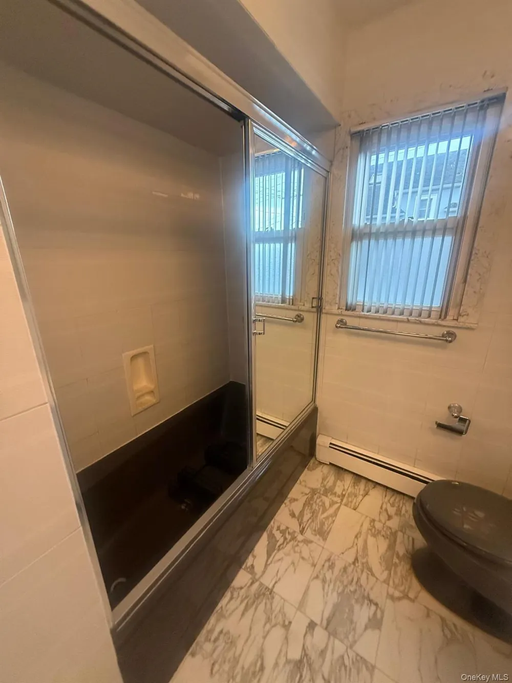 306 Hamilton Avenue #2nd Floor Hewlett, NY 11557