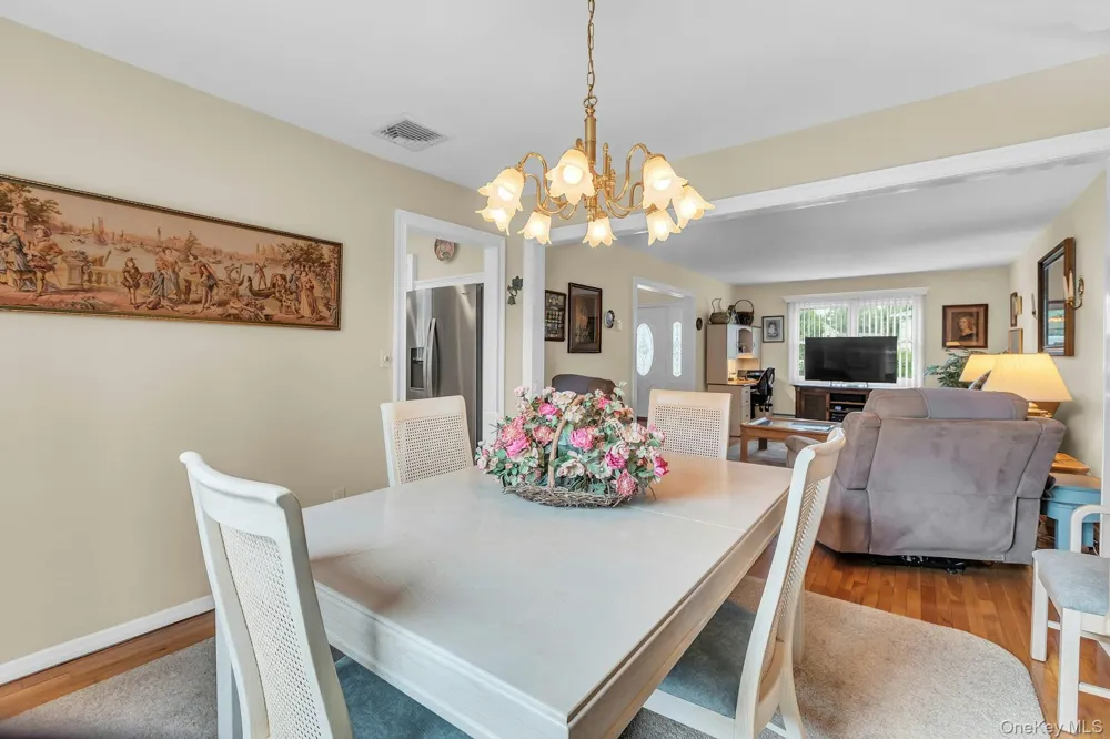 100 Middlesex Avenue Oakdale, NY 11769