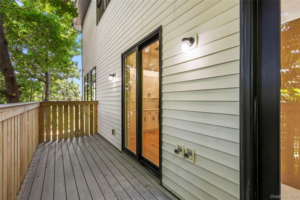 9 Lincoln Street #202 Spring Valley, NY 10977