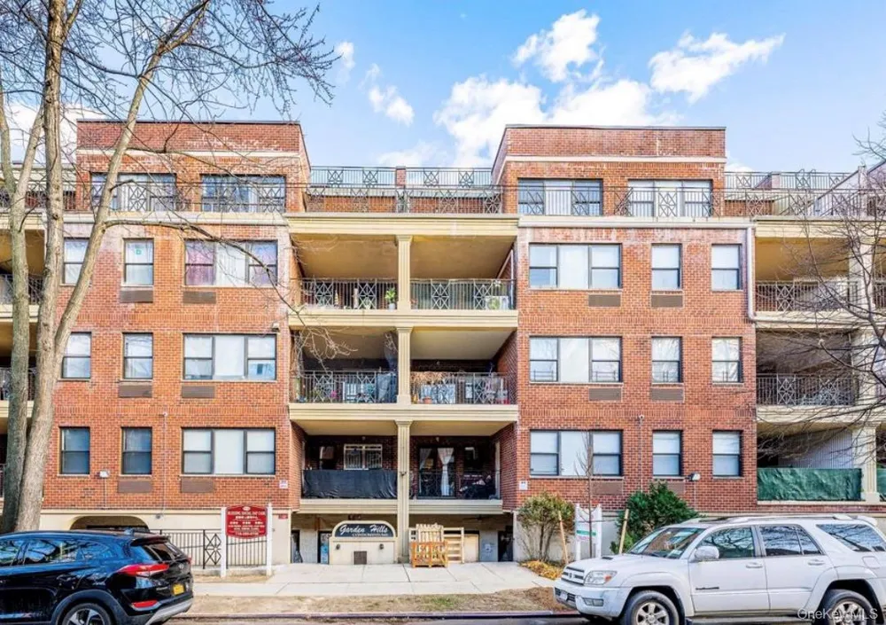 71-19 162nd Street #1I Fresh Meadows, NY 11365